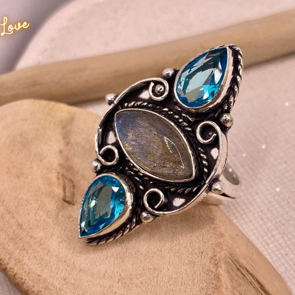 Blue Topaz & Labradorite Gemstone Handmade Shield Armor Ring - Picture 7 of 9